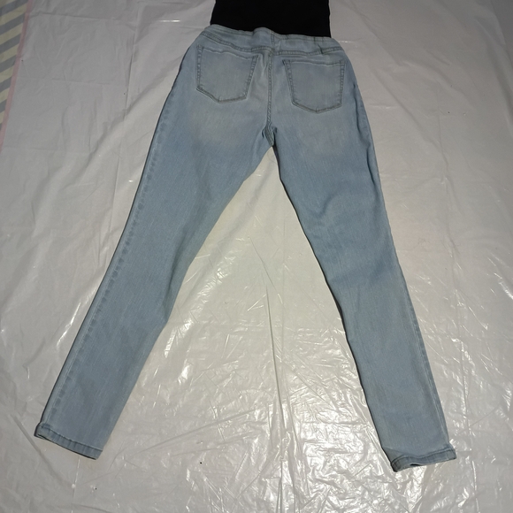 Isabel Maternity by Ingrid & Isabel Light Blue Skinny Jeans - Picture 3 of 4